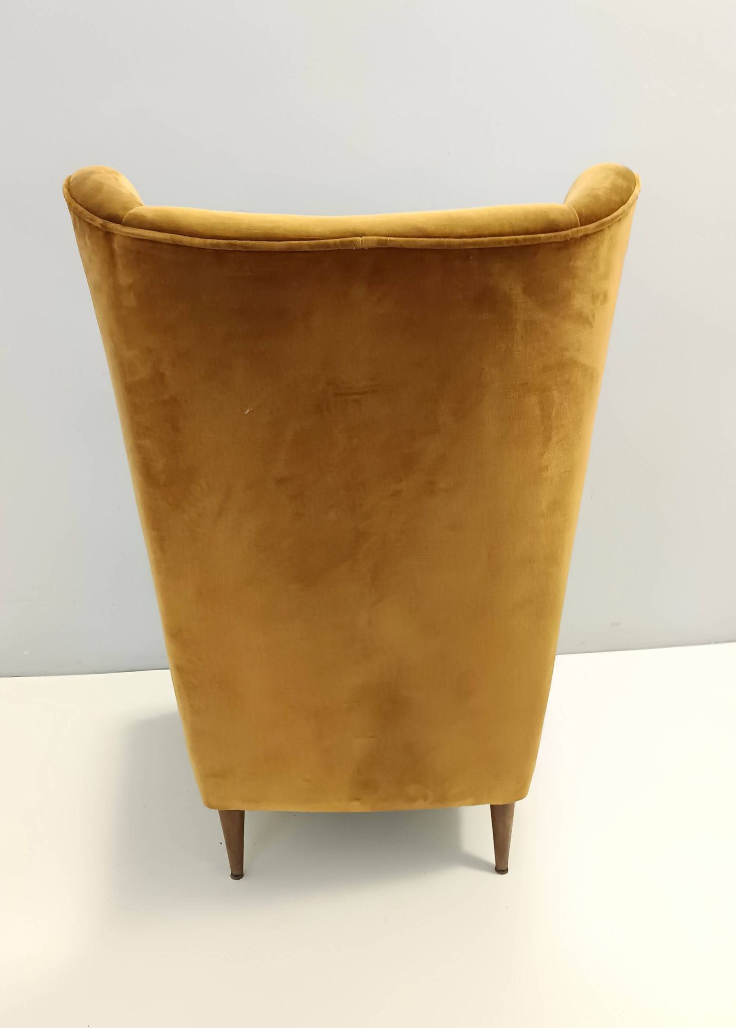 Dark Goldenrod Wingback Armchair model 437 by Gio Ponti for Cassina