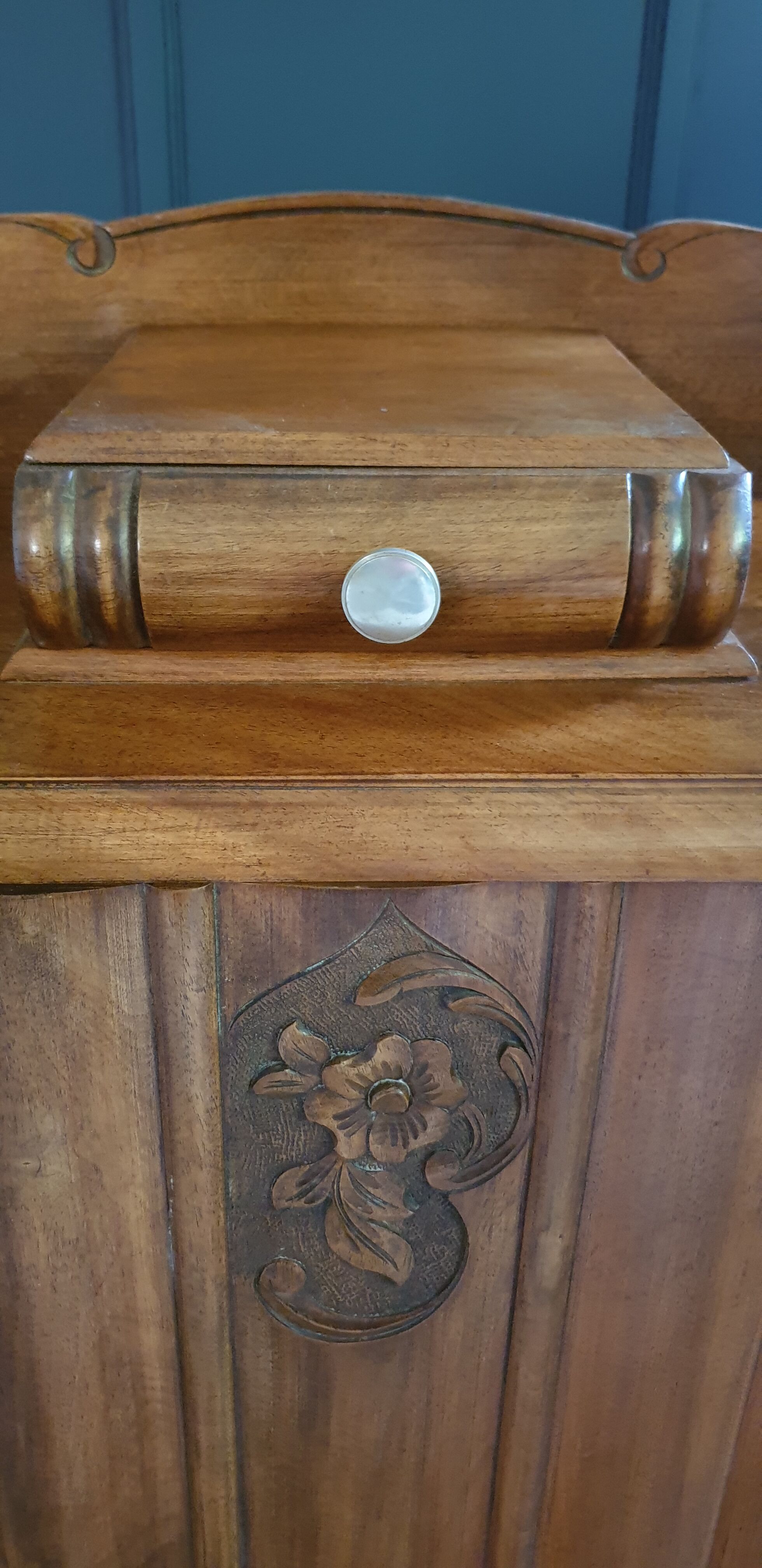 Art deco bedside in solid wood
