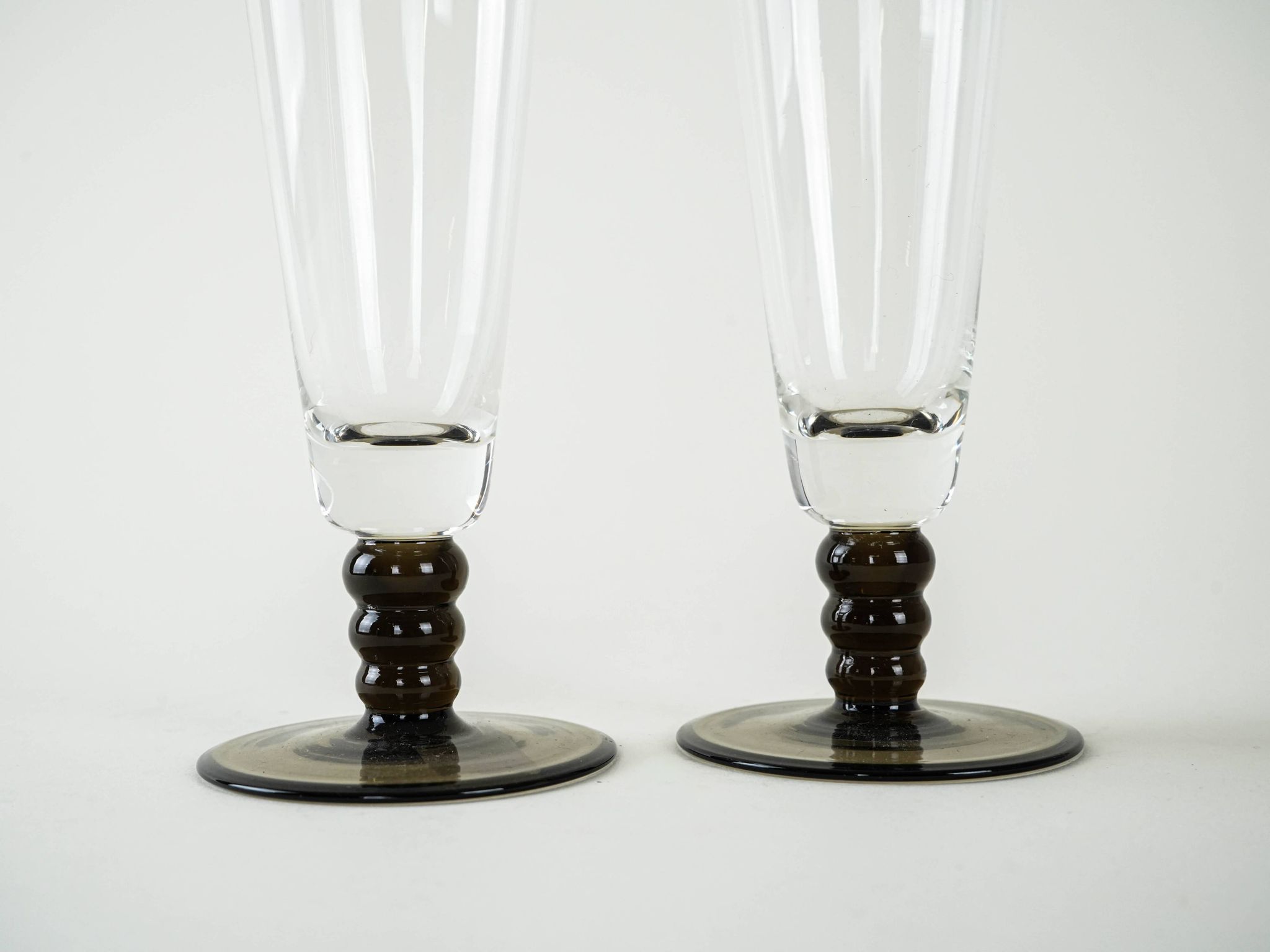 Pair of champagne glasses, Italian design, 1970s, production: Italy