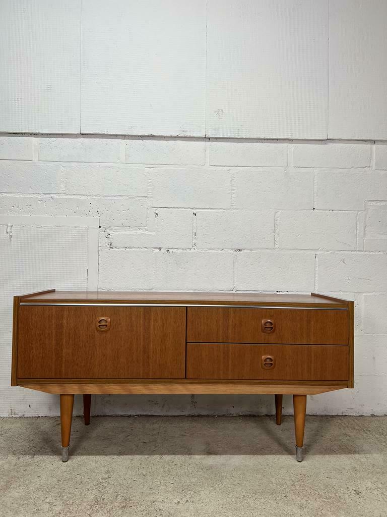 Vintage tv cabinet