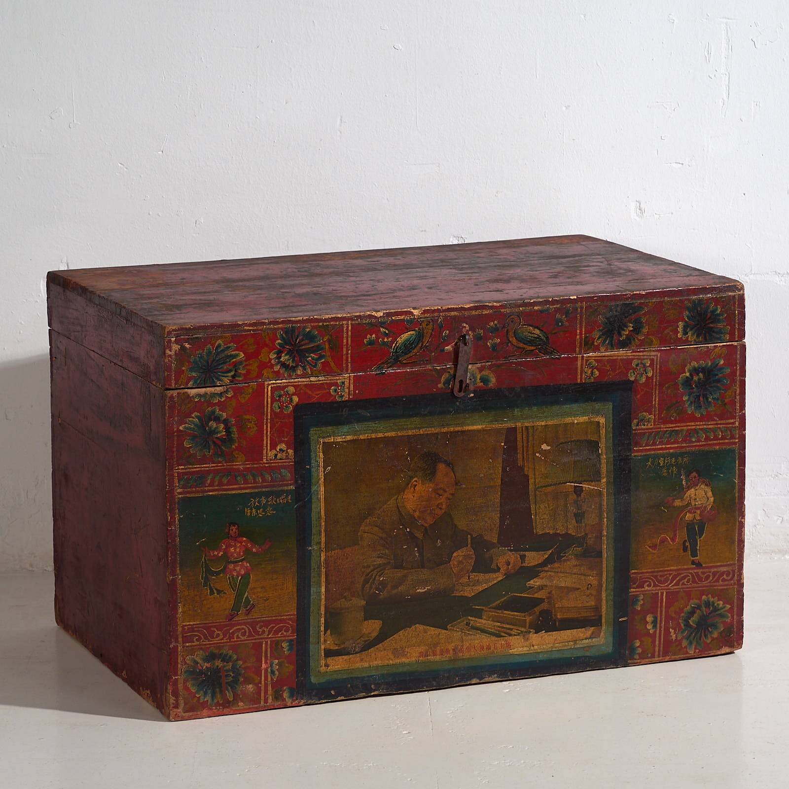 Antique Chinese brown storage trunk (c.1900) #6