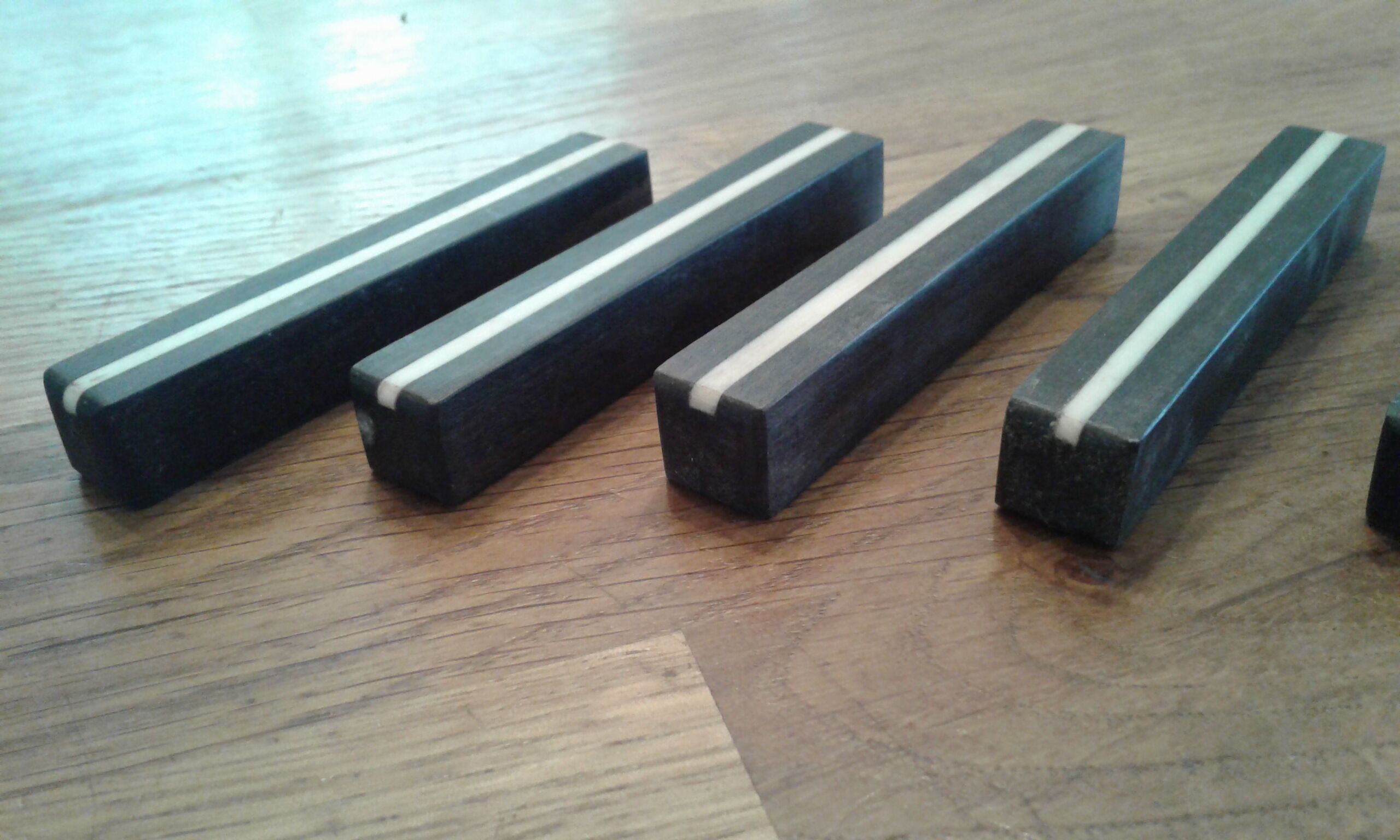 6 Ebony knife carriers and inlay noble material