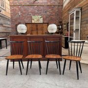 Suite de 4 chaises scandinaves