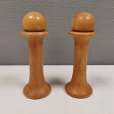 Salt and pepper set in beech wood, designed by Nissen Denmark.