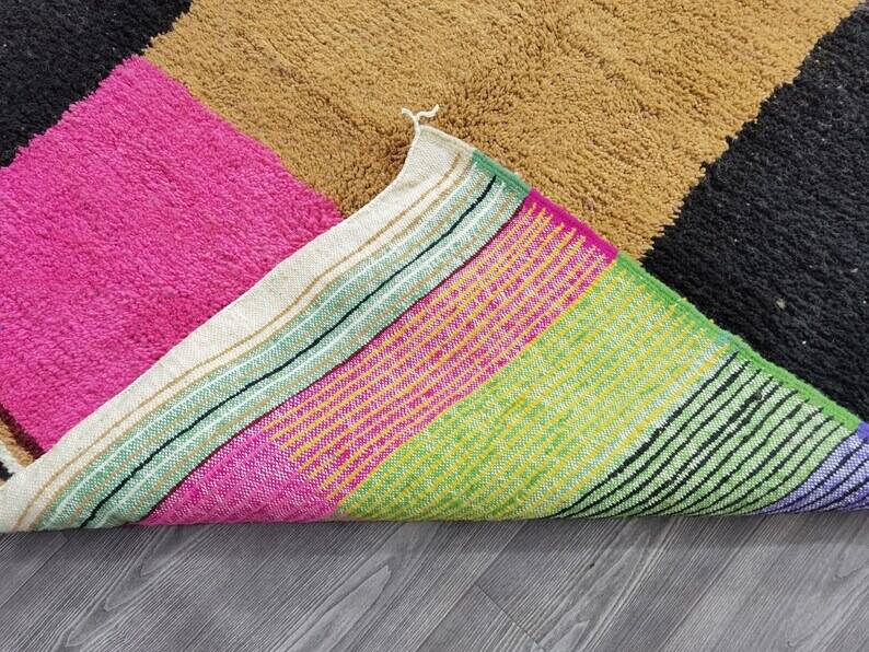 Handmade Moroccan rug 240cm x 160cm