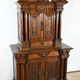 Petit Buffet Deux Corps en Noyer Massif, style Renaissance – Milieu XIXe