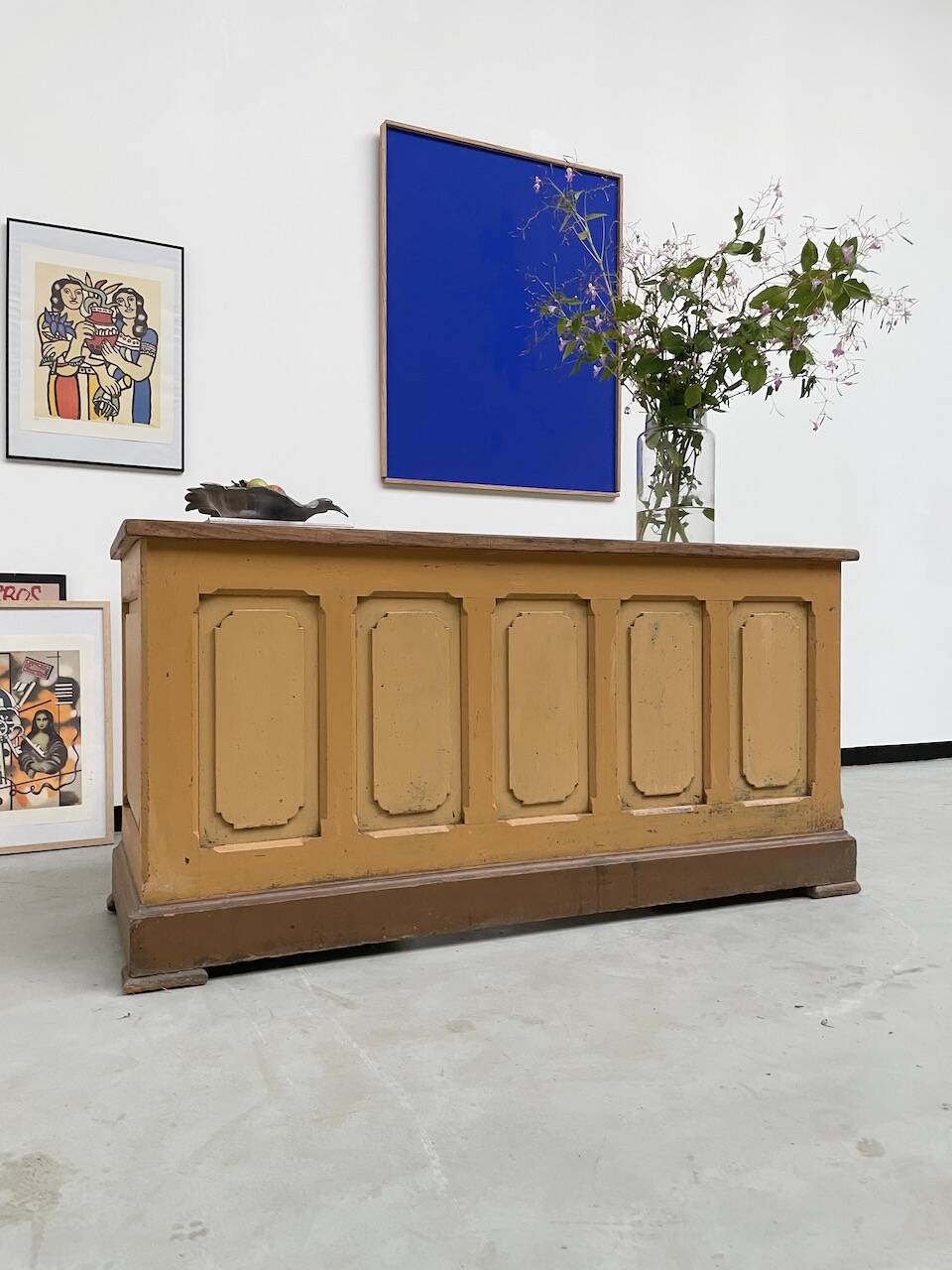 Yellow patina commercial counter from the 50s