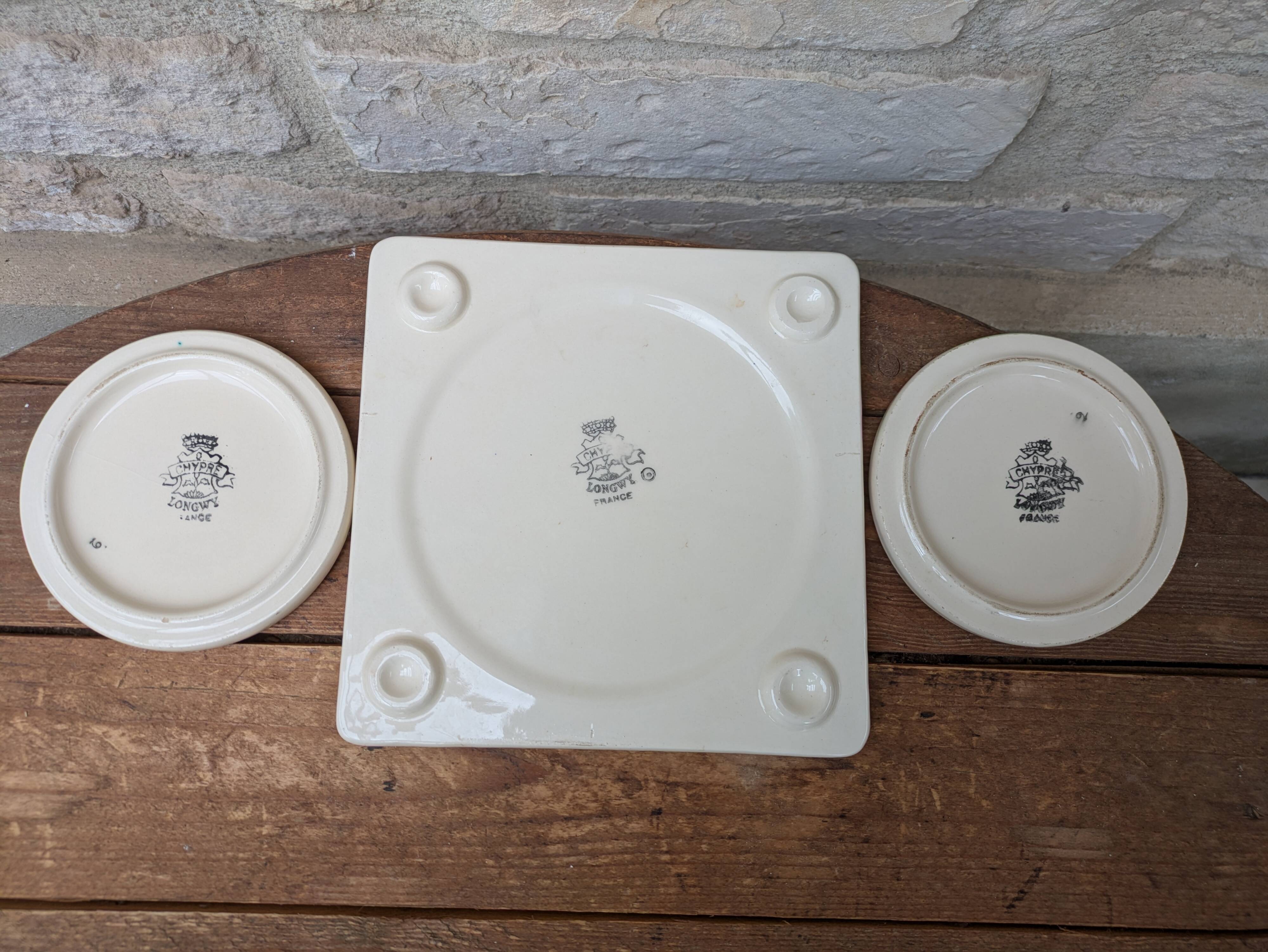 Dessous de plat et 2 dessous de bouteille Longwy modèle Chypre