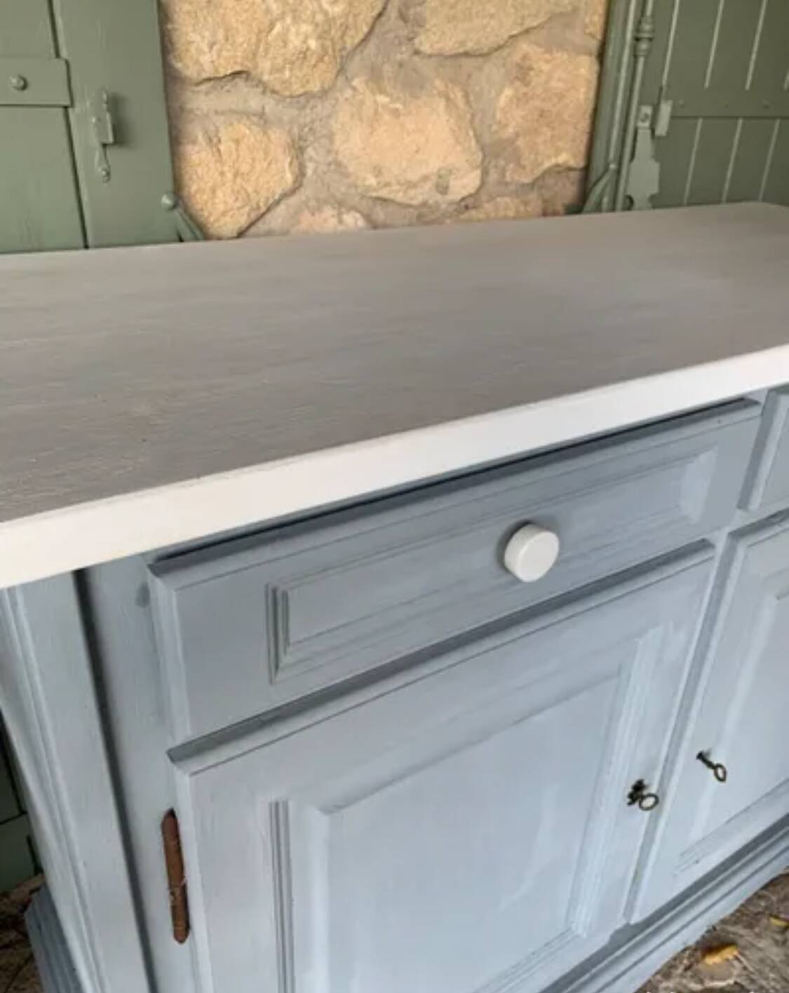 Robust country sideboard with country charm with marble handles in gray and white chalk