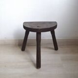 Half-moon tripod stool