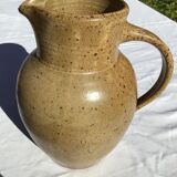 Pichet grès moucheté artisanal beige