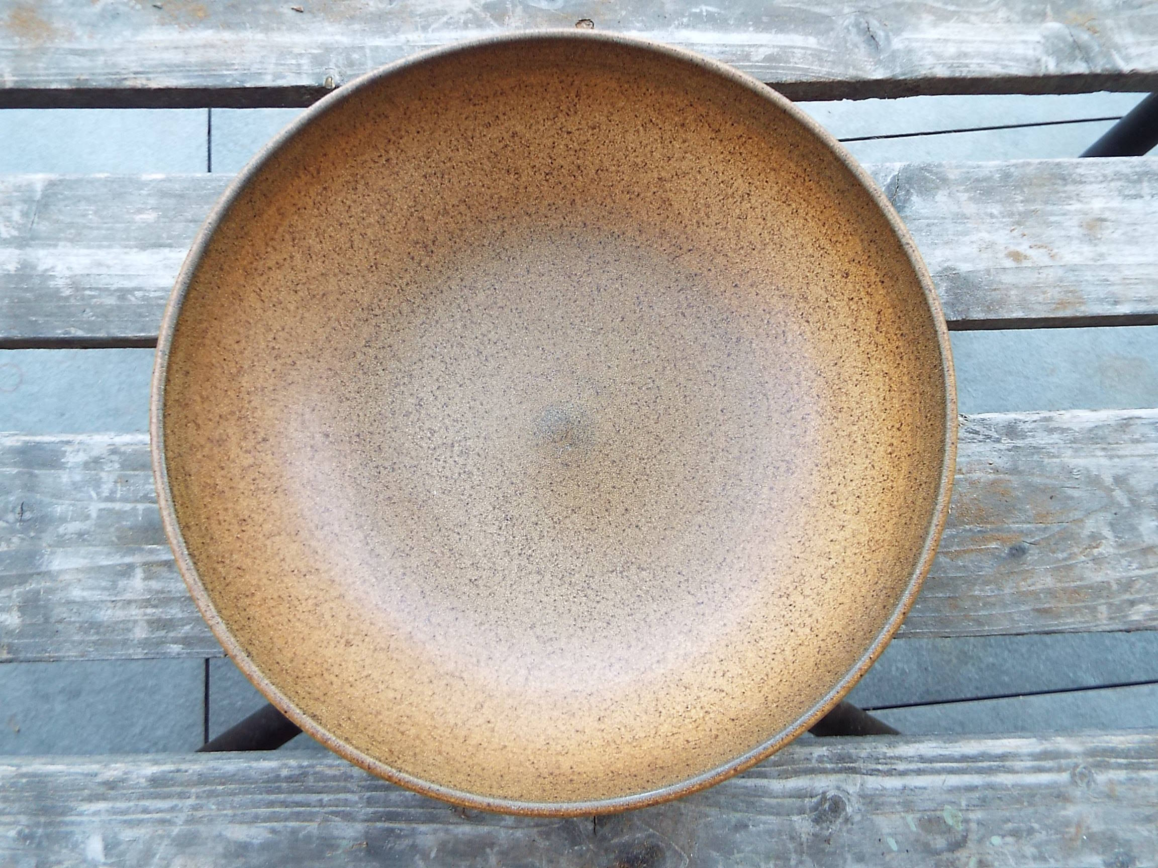 Stoneware salad bowl