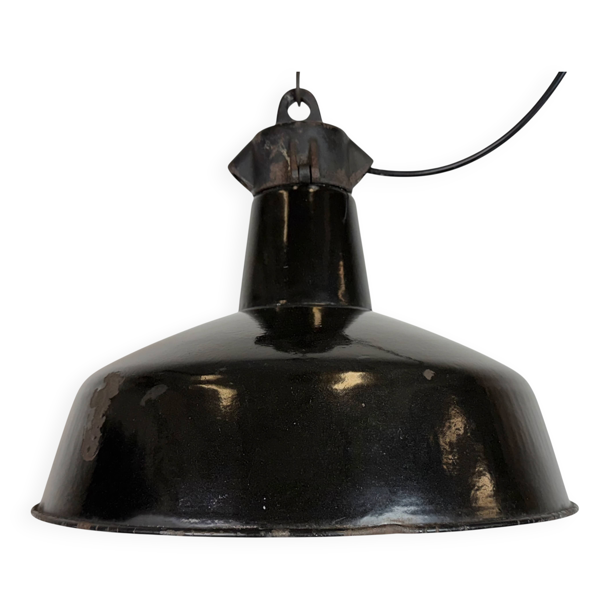 Lampe d'usine industrielle en émail noir avec dessus en fonte, années 1950