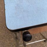 Tabouret escabeau pliable en formica bleu