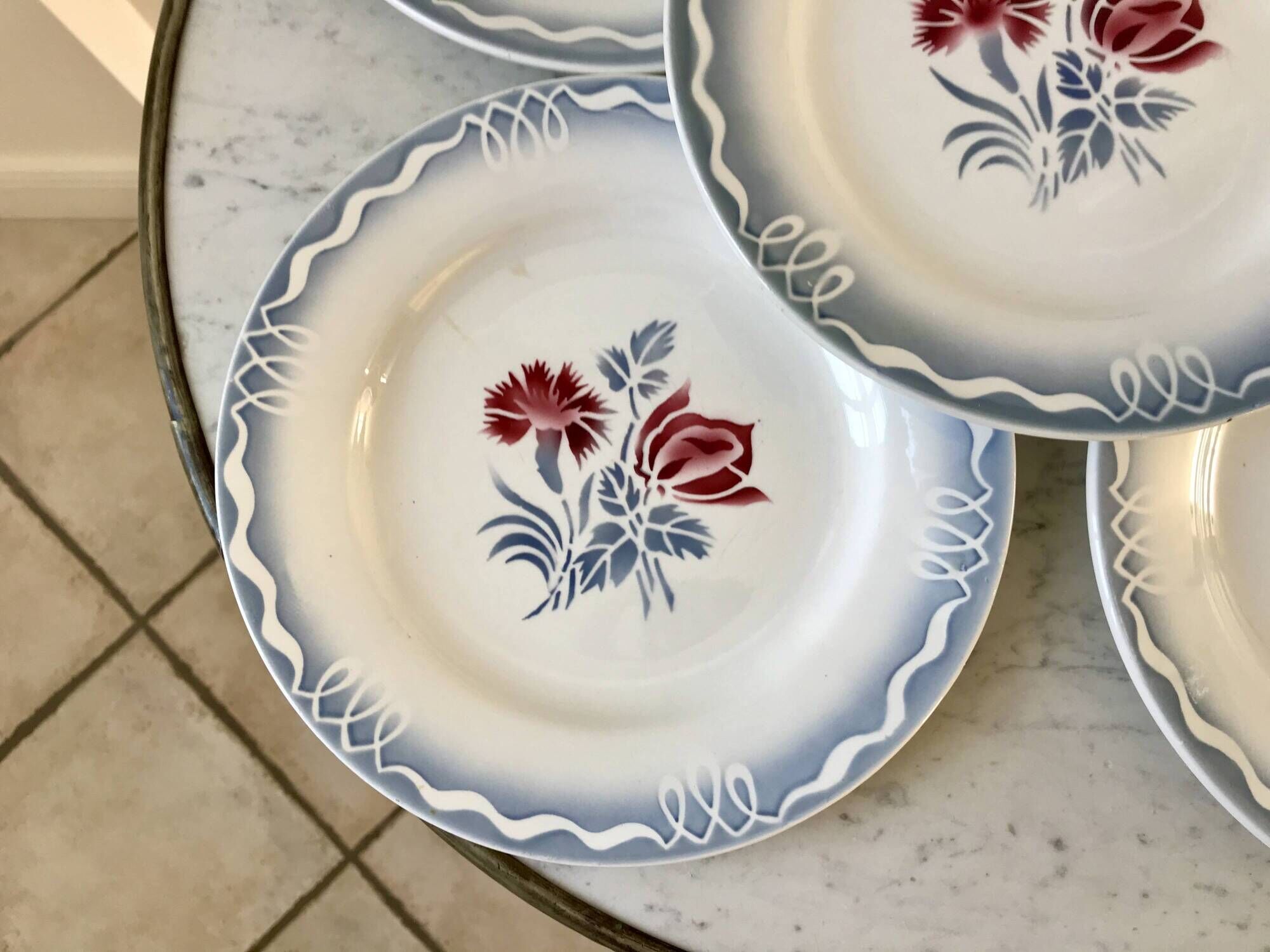 set of 5 Digoin Sarreguemines flat plates model Juliette / Nina Rosa 50s