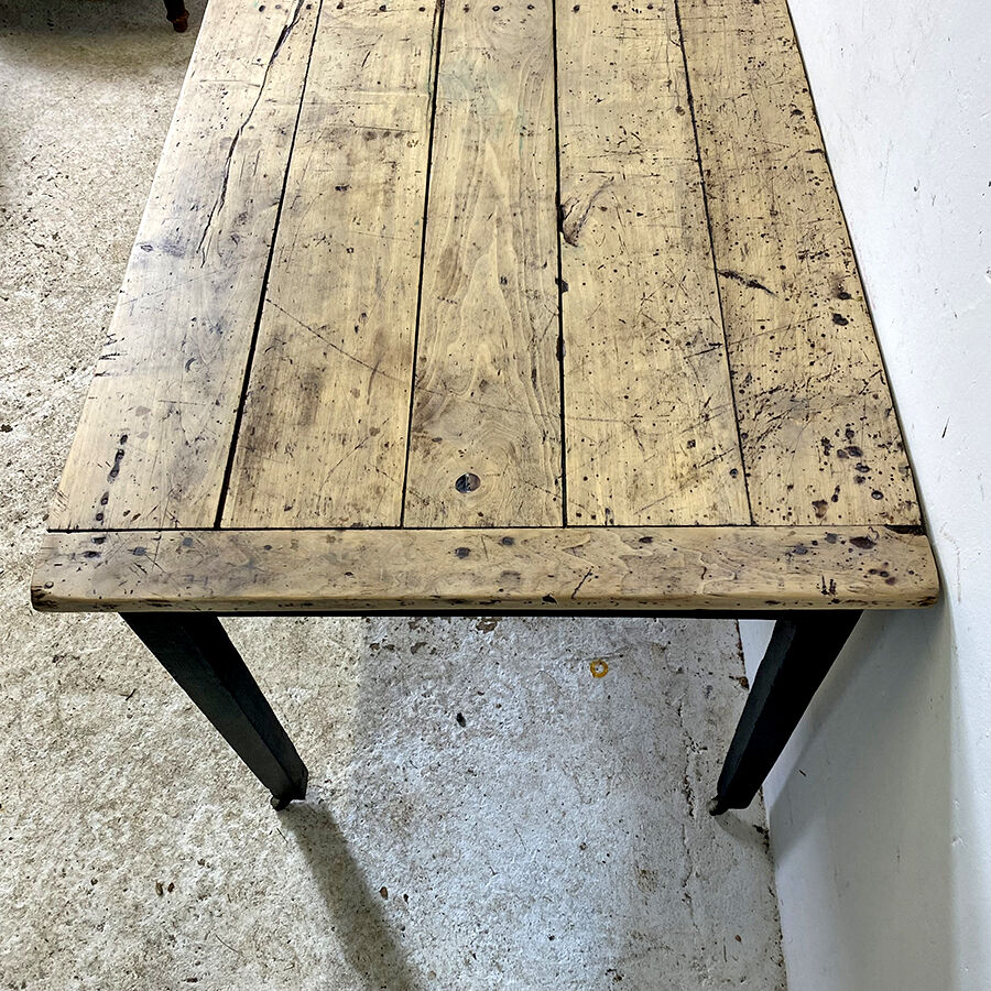 Farmhouse table