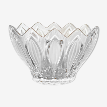 Vase cache pot en verre ciselé motif fleurs ancien