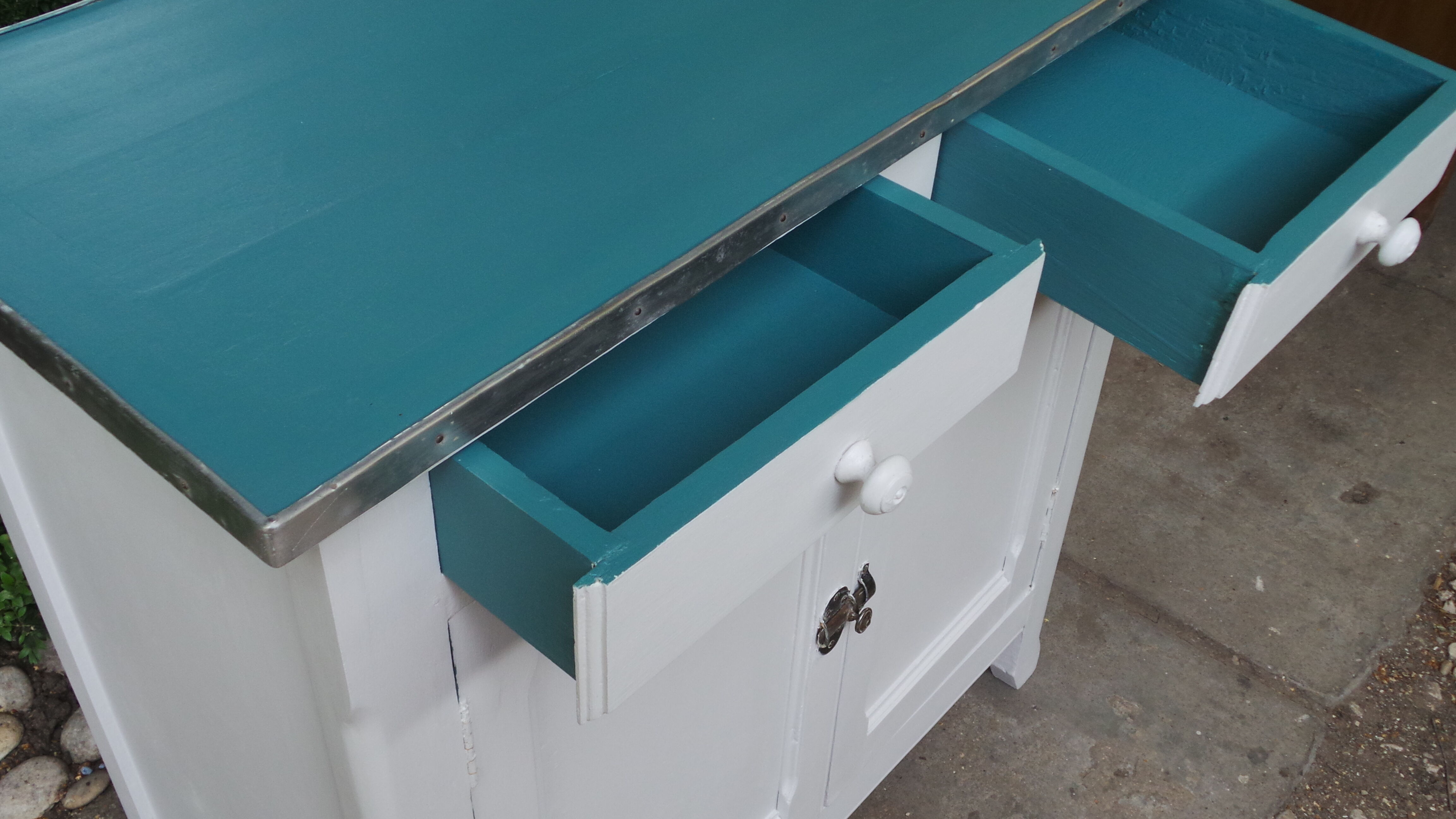 Buffet Paris vintage