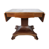 Dining table of mahogany from around the 1920s