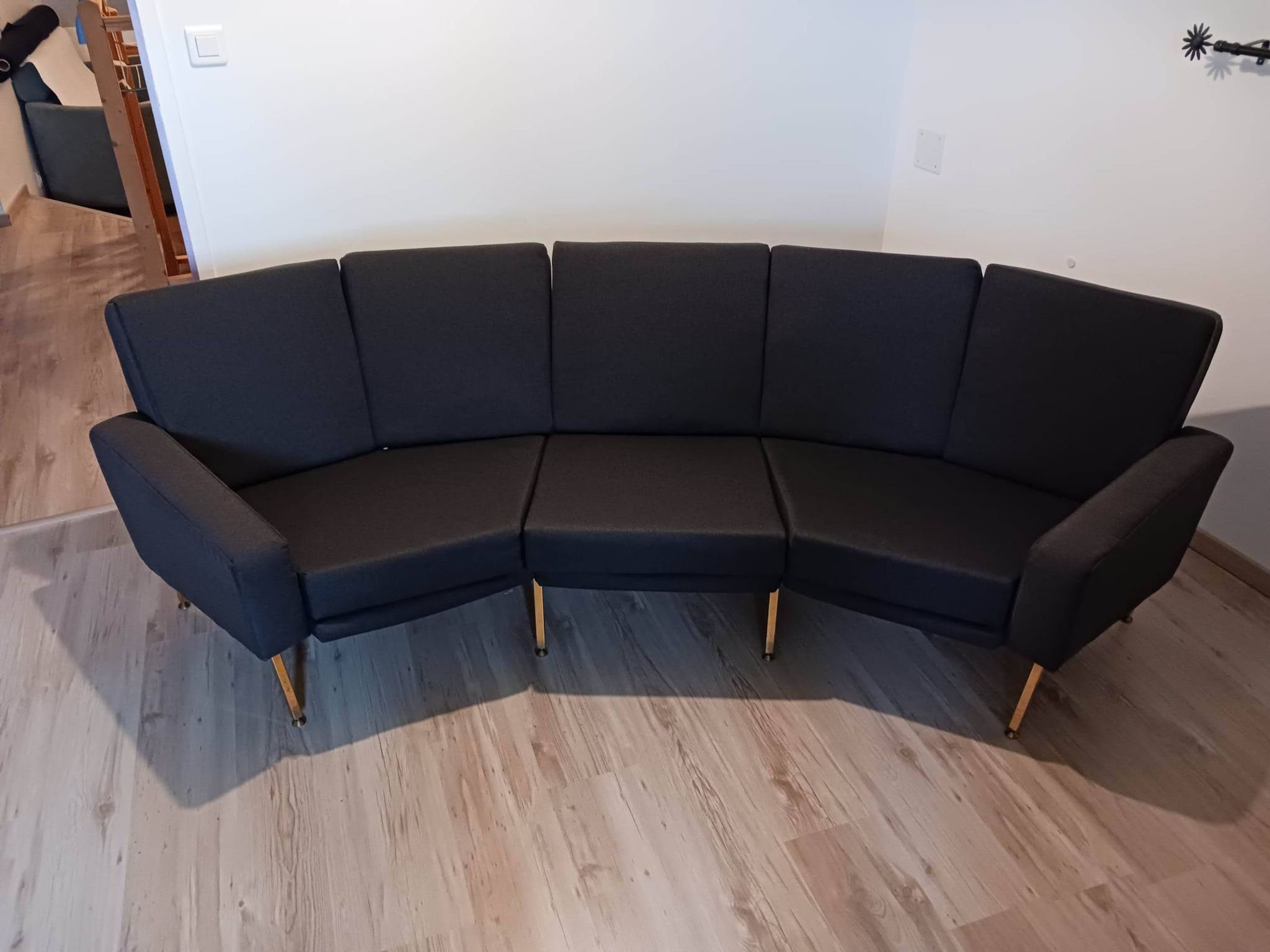 Panoramic model sofa produced by Airborne 1954 by Pierre Guariche