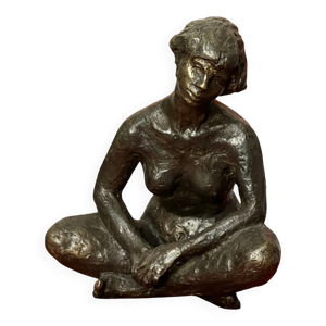 Sculpture bronze femme - assise