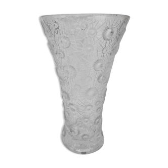 Vase 1960 with stylized flowers.
