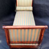Walnut recamier bench Napoleon III daybed mid-nineteenth century