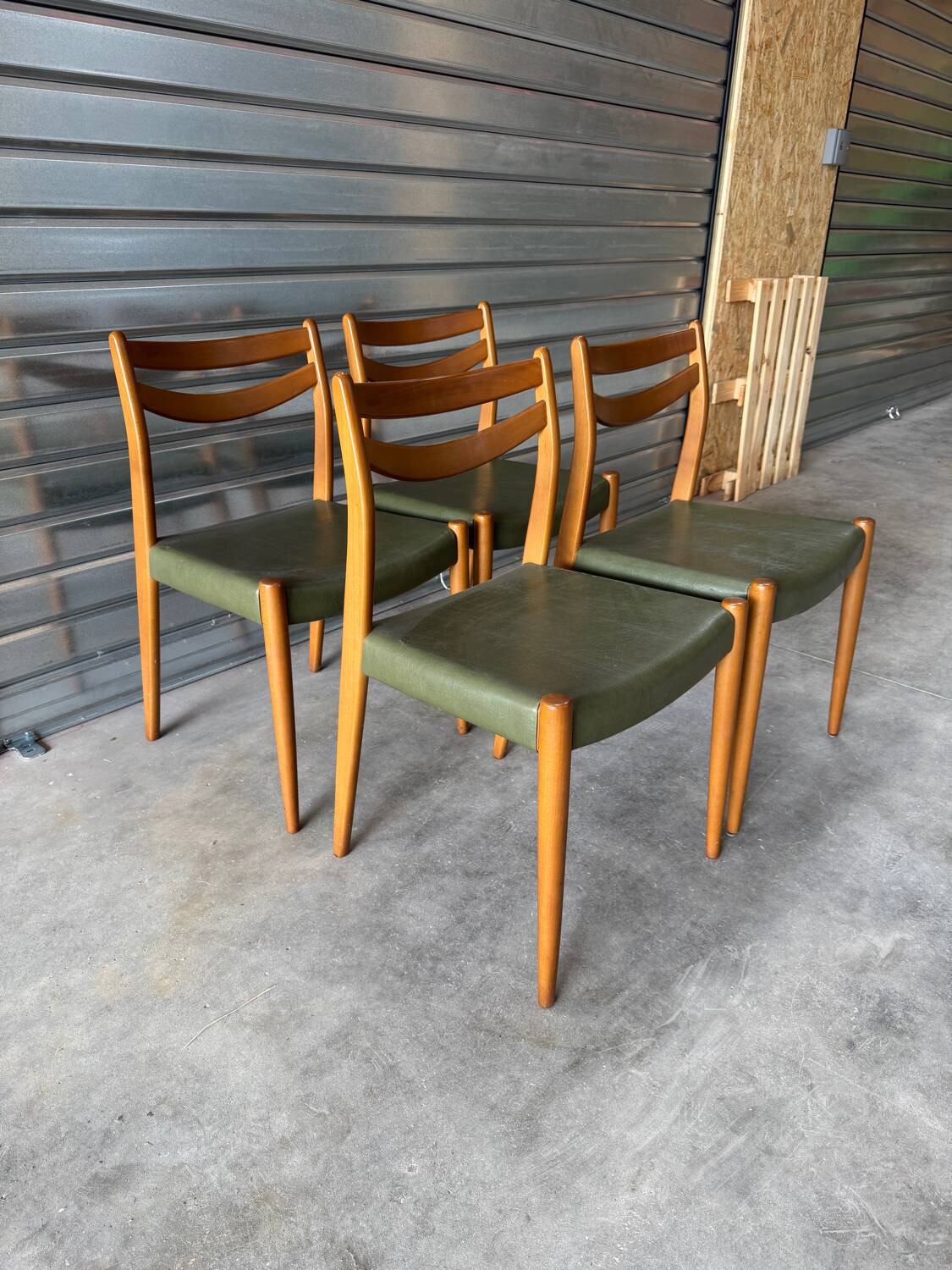4 Scandinavian style chairs from the 1970s