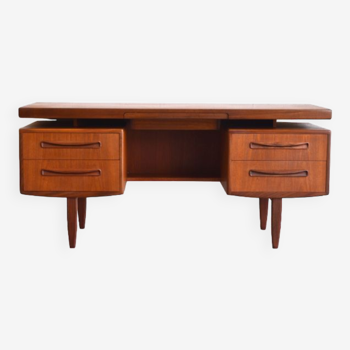 Desk by G-Plan * 145 cm