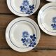 Service of 12 antique flat plates