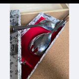 Salad servers