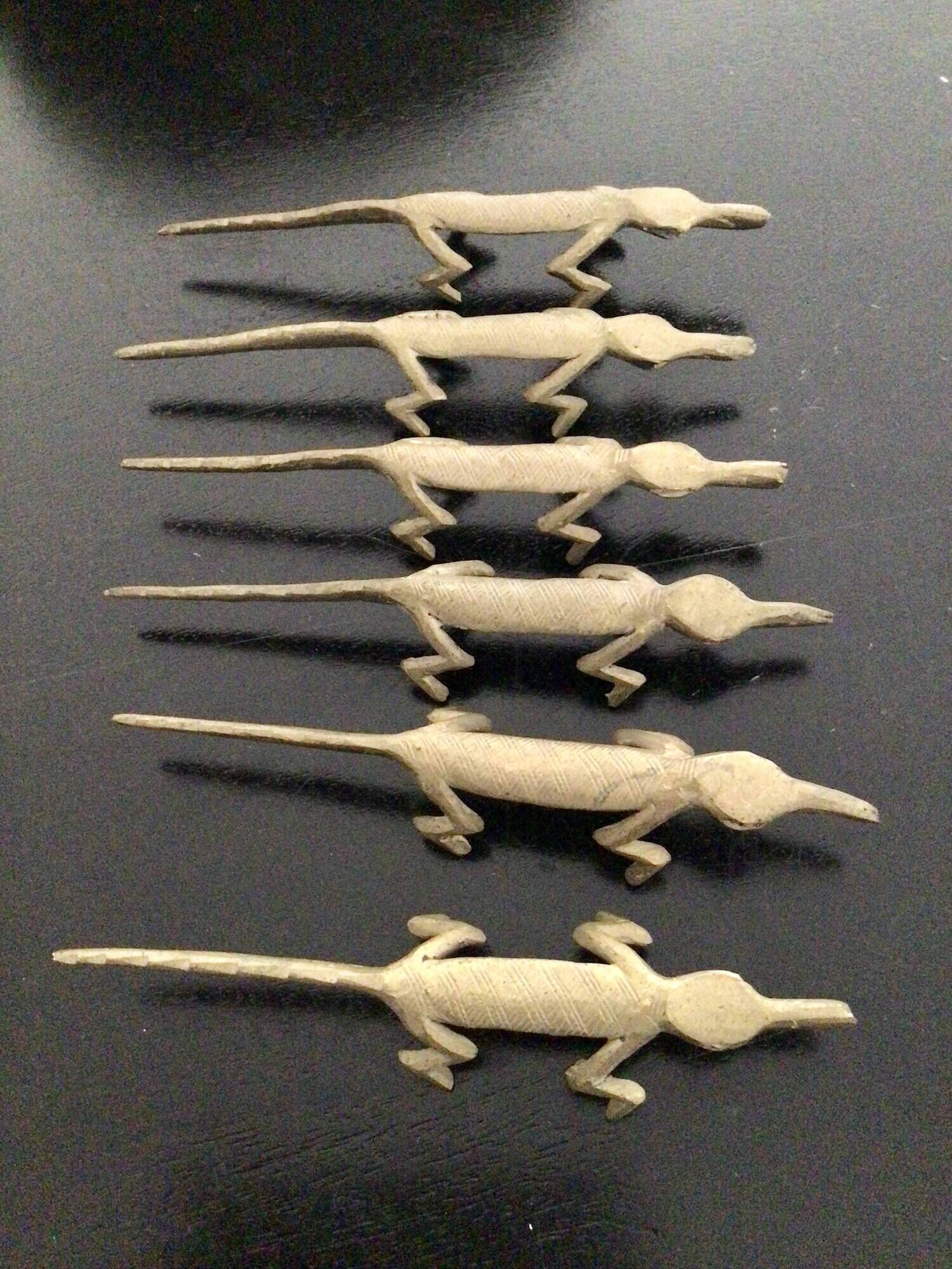 6 porte-couteau crocodile en laiton