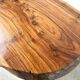 Table basse brutaliste en noyer massif, plateau slab live edge, France