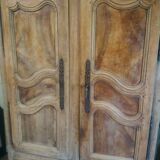 Old Bressane wardrobe in walnut and beech