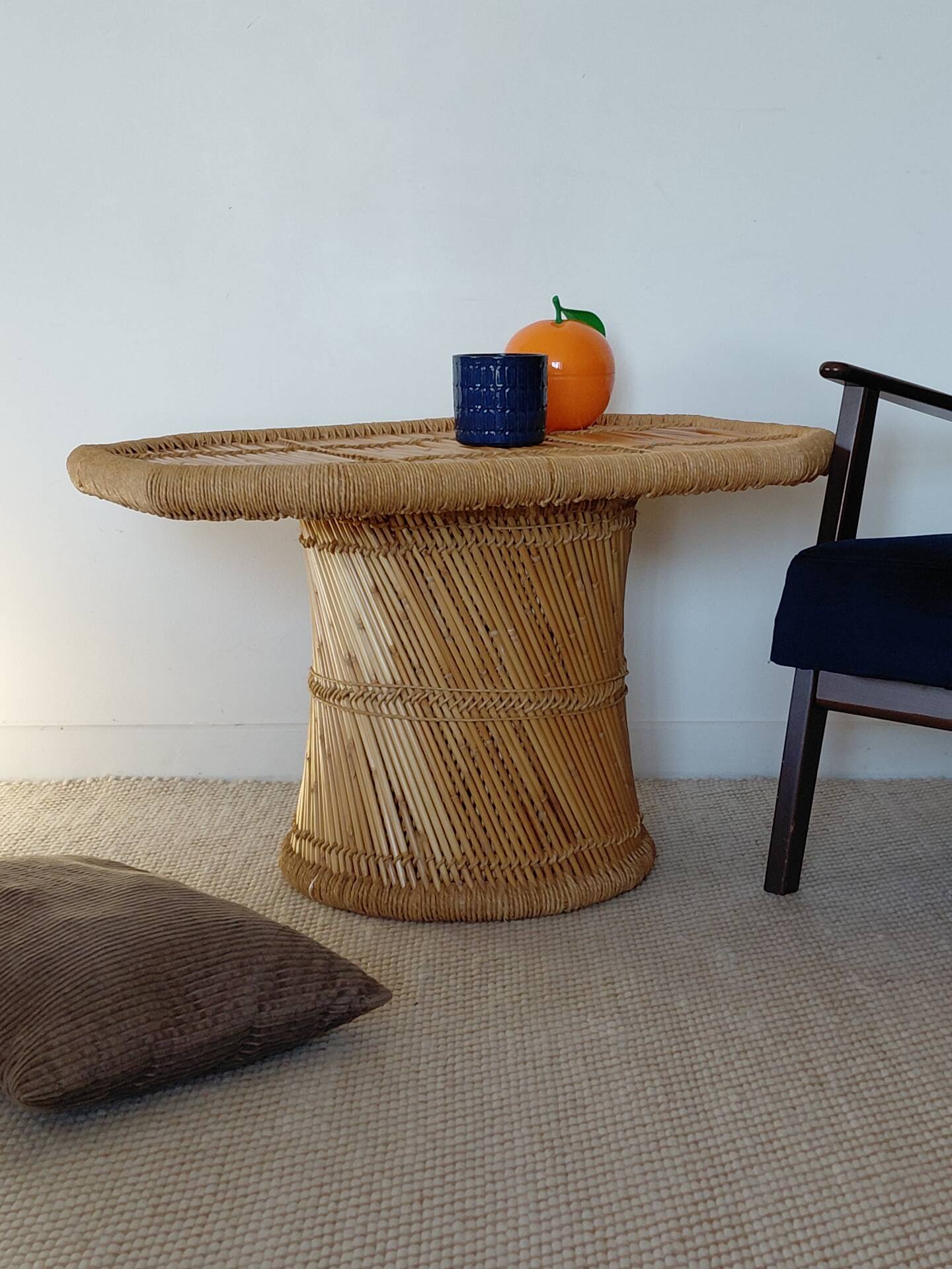 Table basse sculpturale en rotin tressé-vintage années 60/70