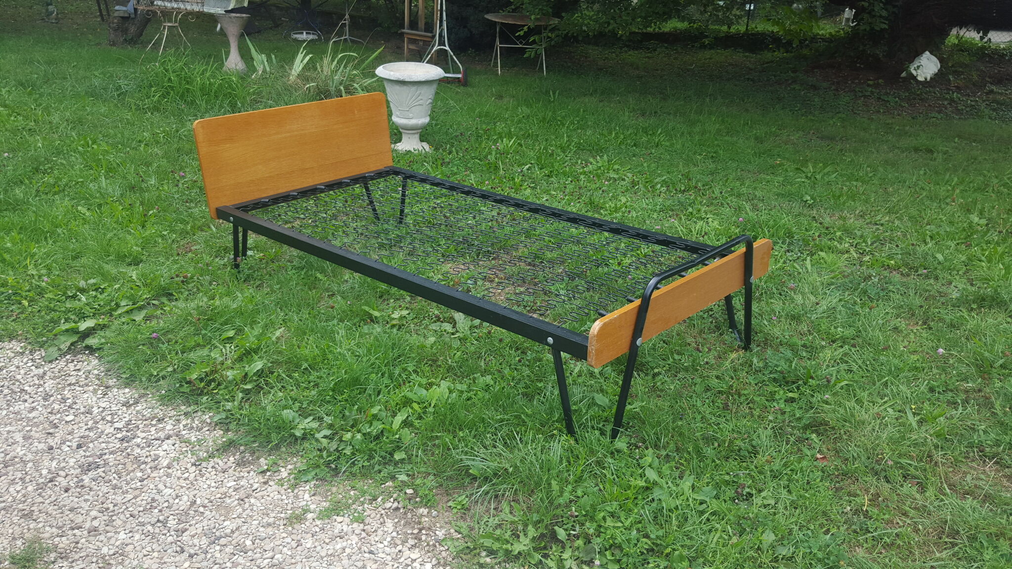 Vintage boarding bed 50