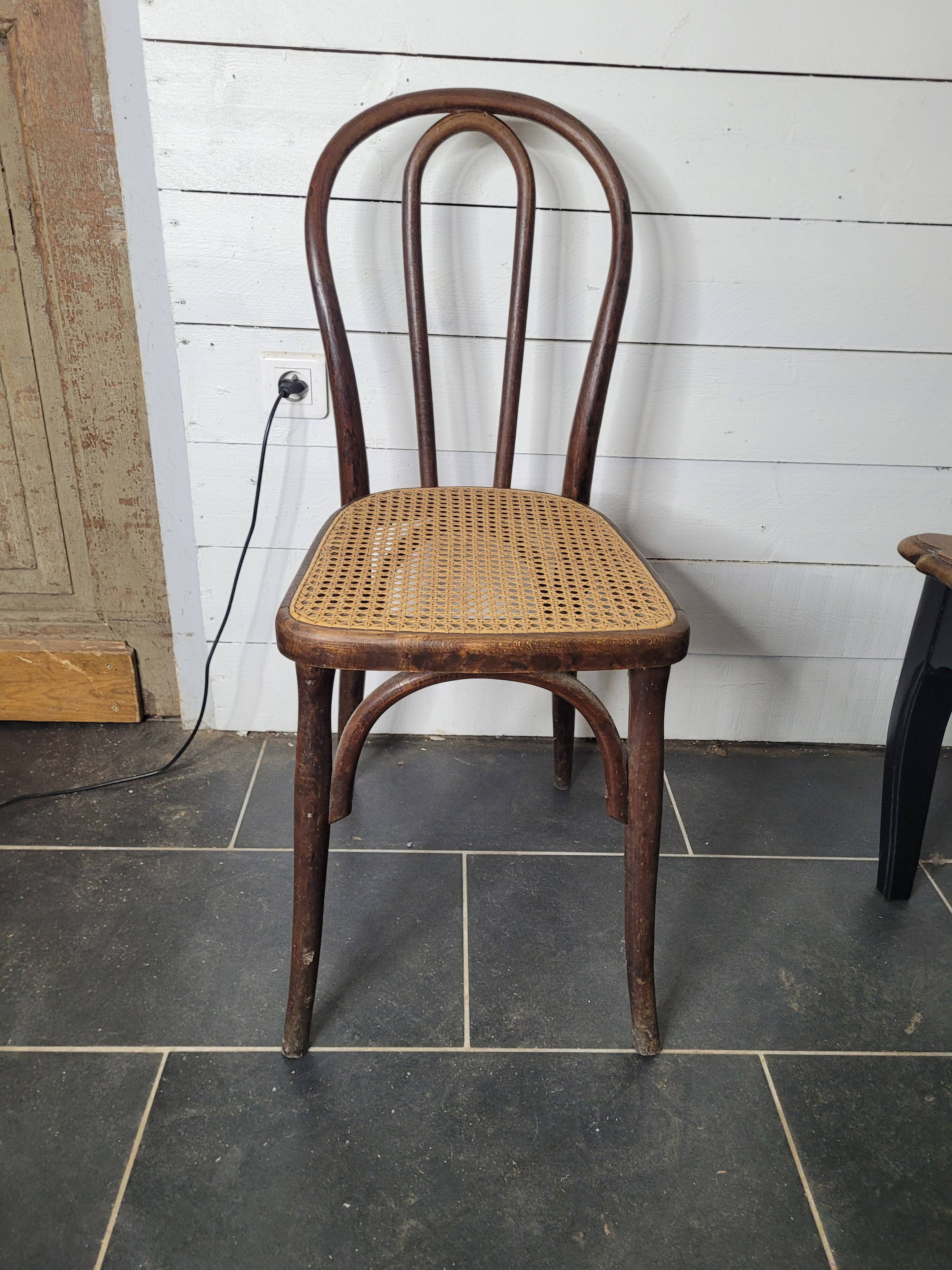 Bentwood bistro chair