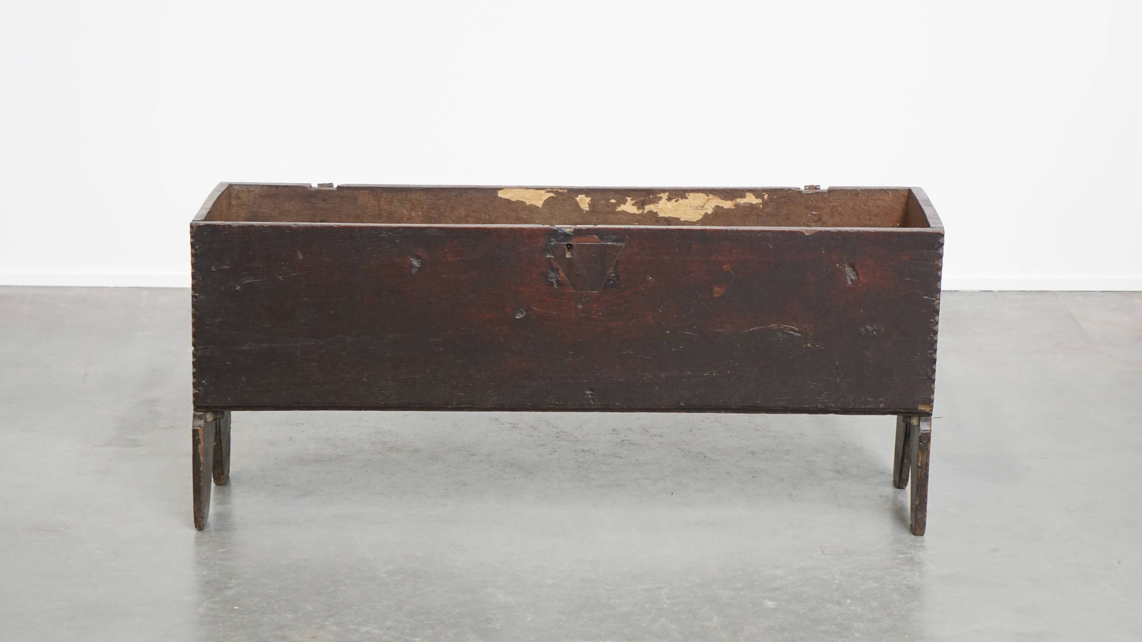 17th-century English oak antique chest