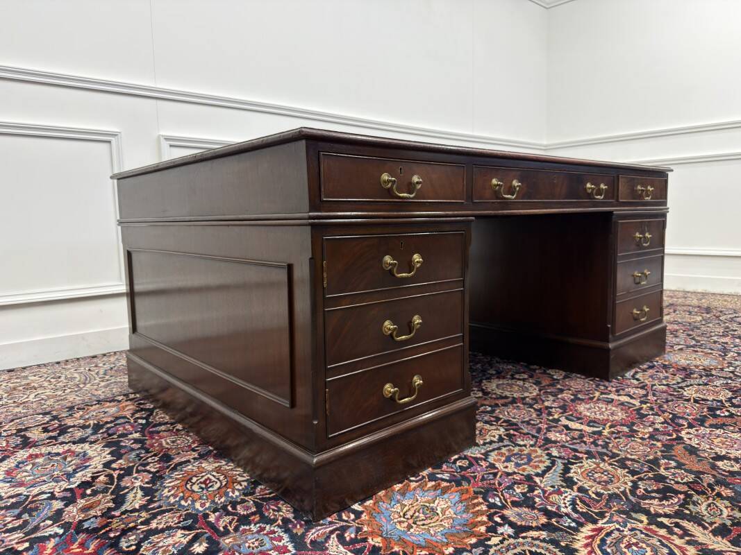 Large Classic English Partnerdesk