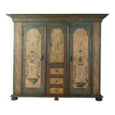 Antique wardrobe from the 19th century