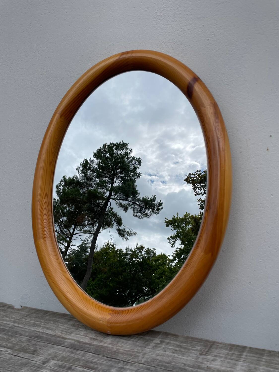 Oval pine mirror 1980 Regain
