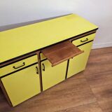 Buffet en enfilade vintage en formica jaune et bois