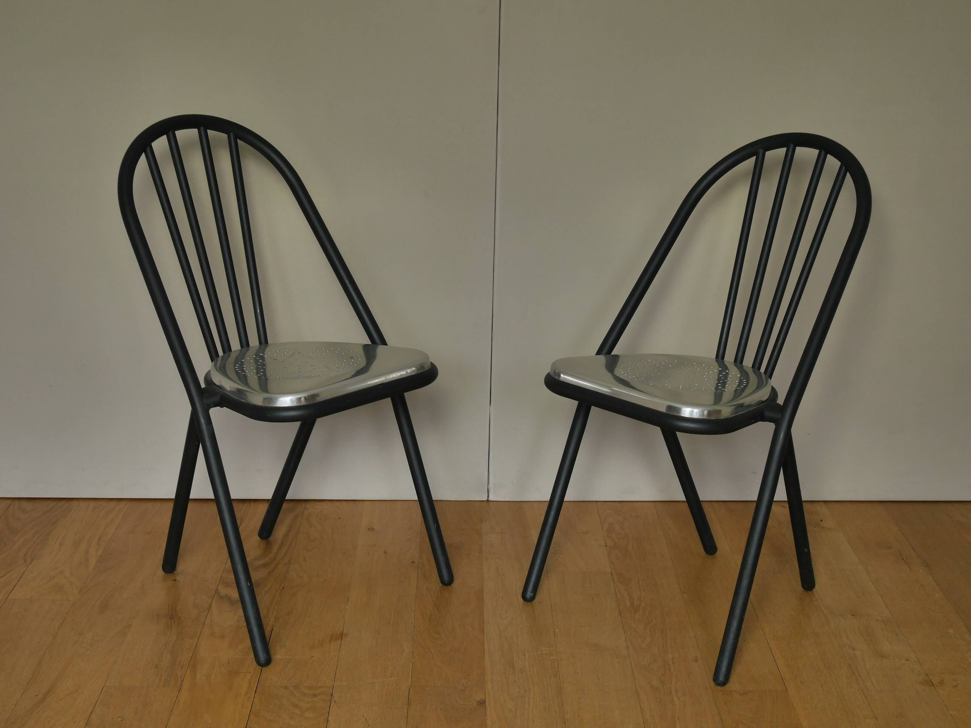 Pair of chairs Surpil of Henri porch edition DCW
