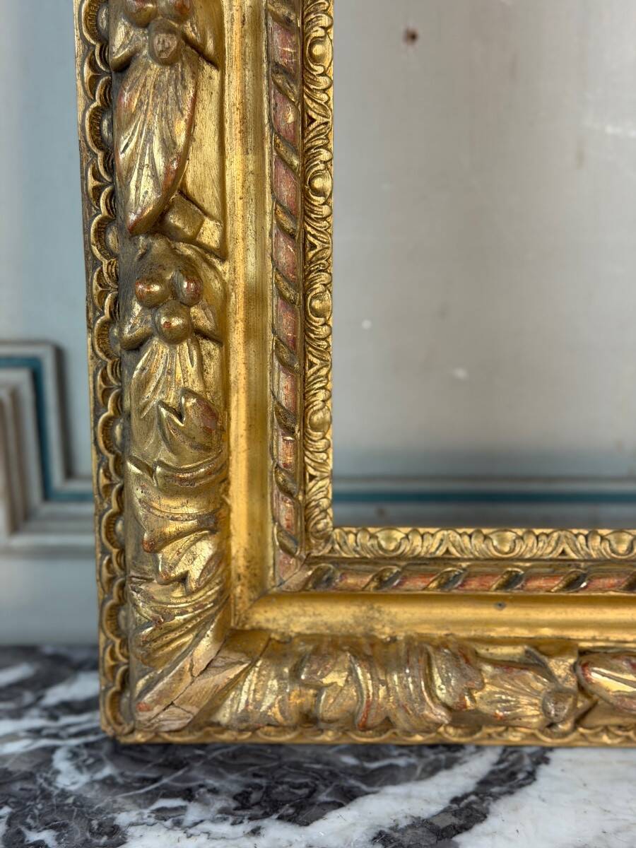 Carved and gilded wooden frame, France, 18th century