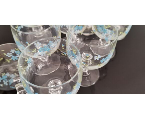 11 glasses with feet Arcopal model Veronica vintage 80'S