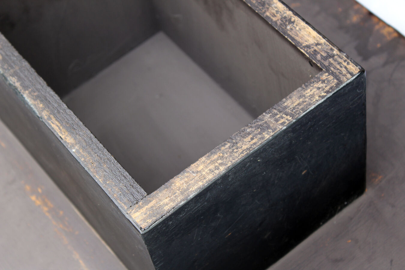 Table basse de Pierre Elie Gardette marqueterie d'ardoises