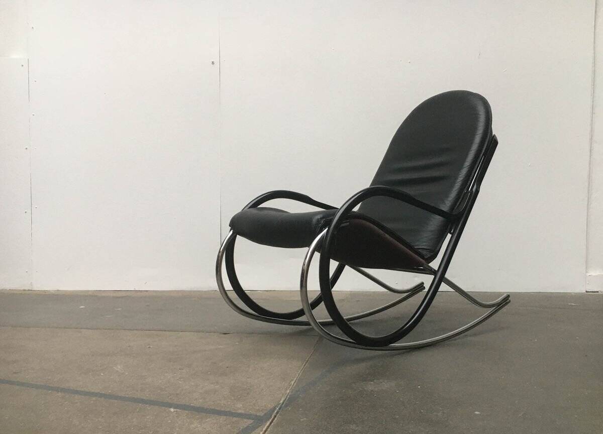 Chaise à bascule Nonna vintage suisse par Paul Tuttle pour Strässle