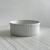 Pillivuyt white hollow dish, white porcelain dish, pie dish.