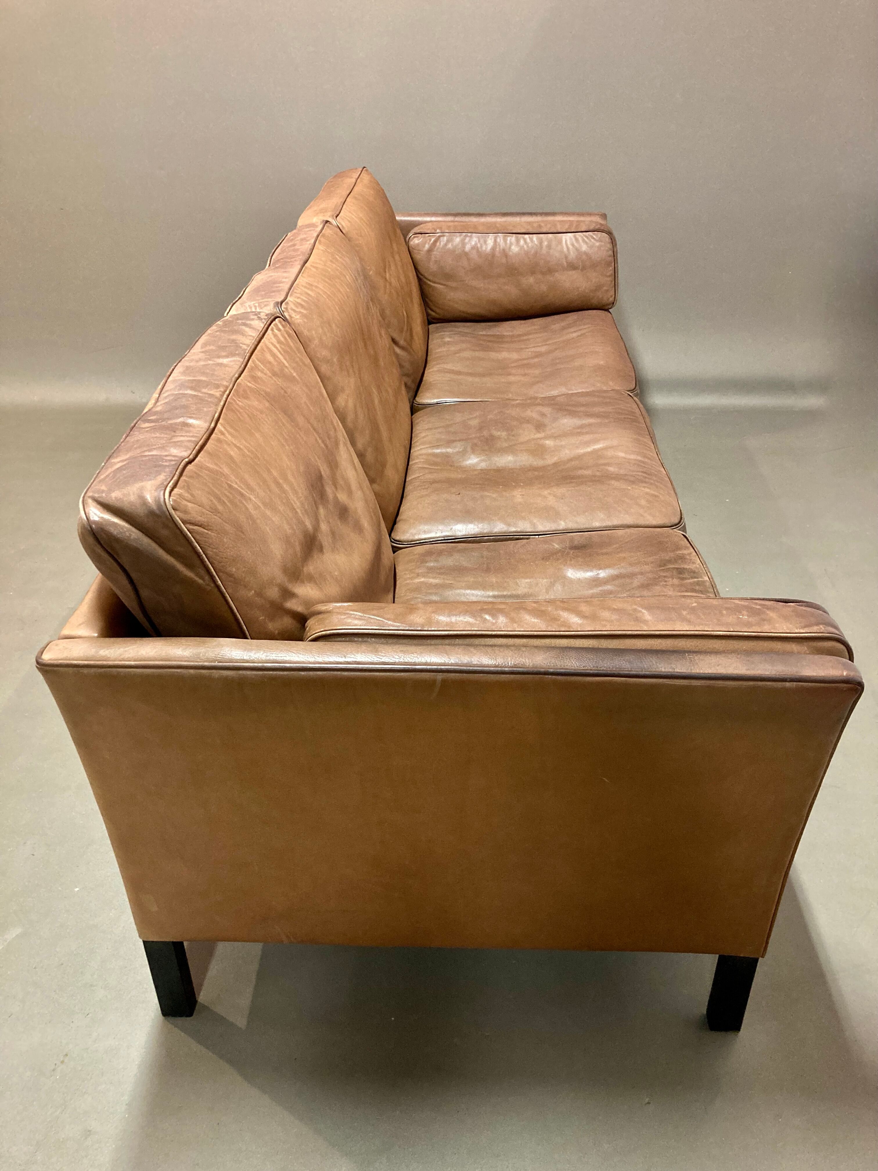 Sofa 3 places leather scandinavian design 1960