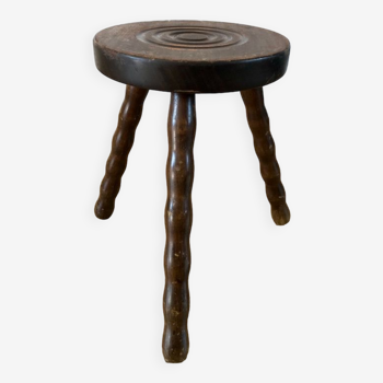 Tabouret tripode en bois perlé années 40-50